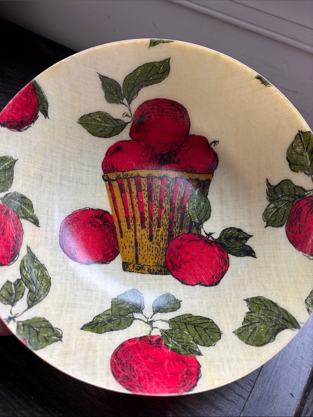 Vintage Artmor fiberglass bowl,yellow w/ basket of red apples, green leaves. 11”